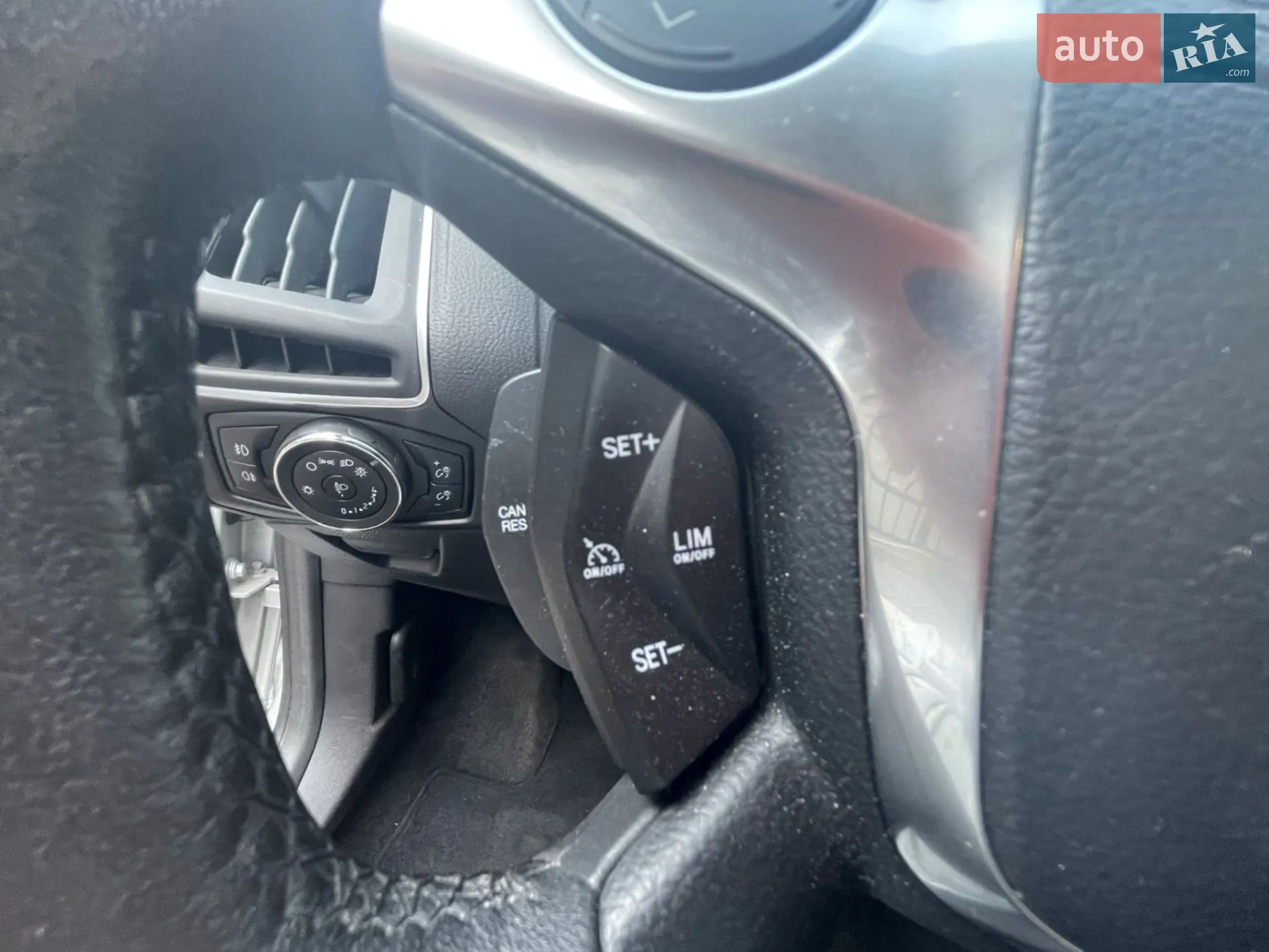 2013 Ford Focus - мініатюра 39