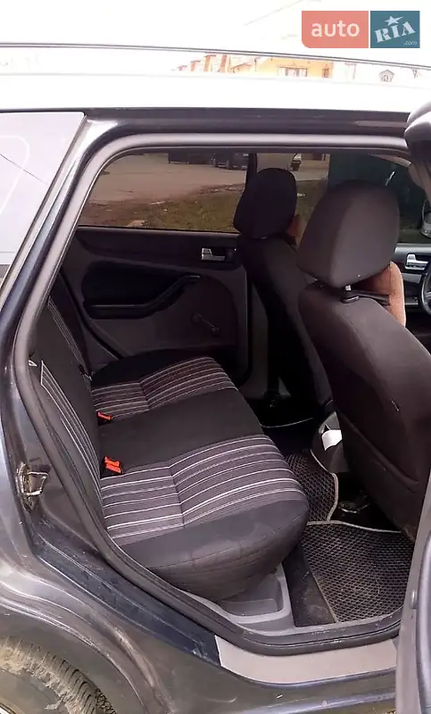 Ford Focus 2010