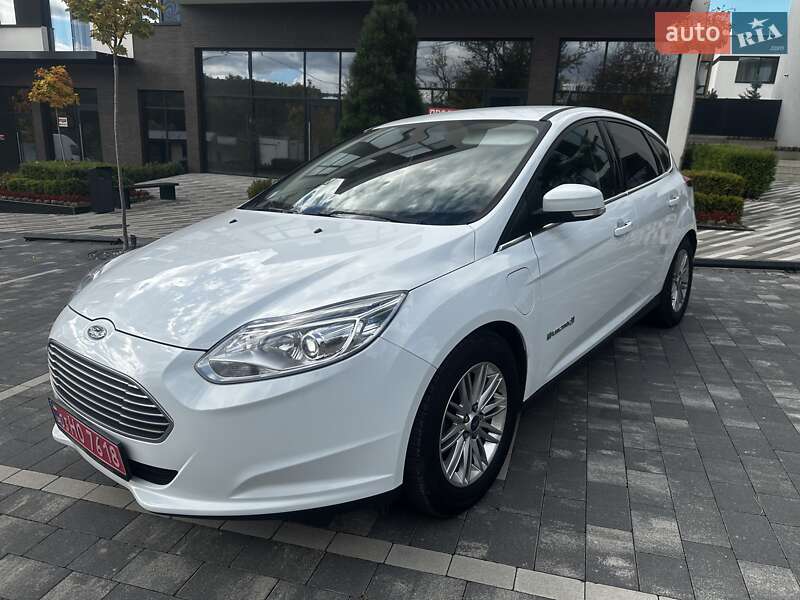 Хэтчбек Ford Focus 2018 в Ужгороде
