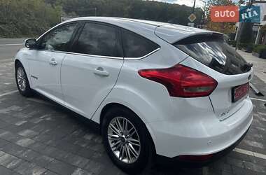 Хэтчбек Ford Focus 2018 в 
