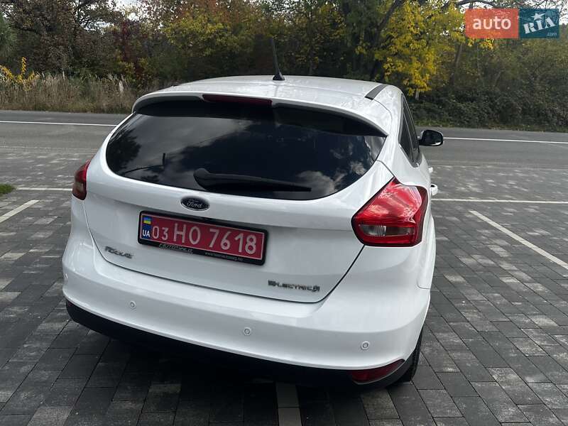 Хэтчбек Ford Focus 2018 в Ужгороде