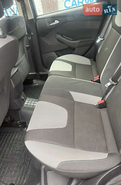 Хэтчбек Ford Focus 2013 в 