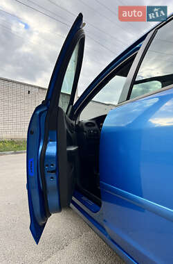 Хэтчбек Ford Focus 2007 в 