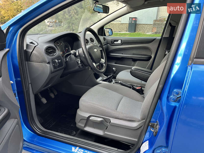 Хетчбек Ford Focus 2007 в Дніпрі