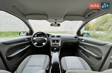 Хэтчбек Ford Focus 2007 в 