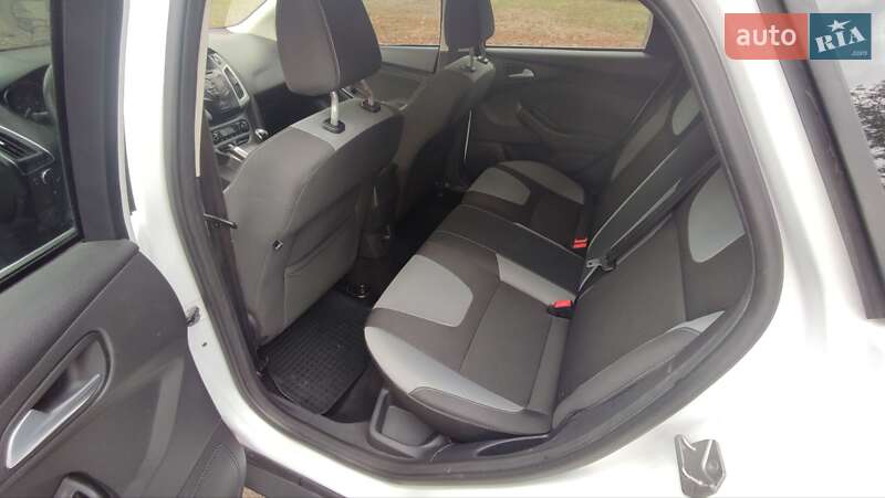 Хэтчбек Ford Focus 2012 в Запорожье фото 10 Хэтчбек Ford Focus 2012 в Запорожье