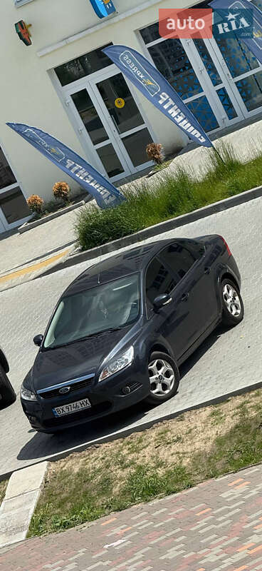 Седан Ford Focus 2010 в Хмельницькому