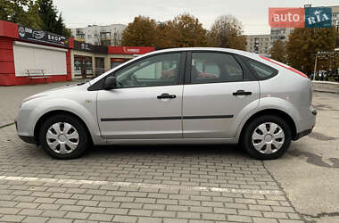 Хетчбек Ford Focus 2005 в 