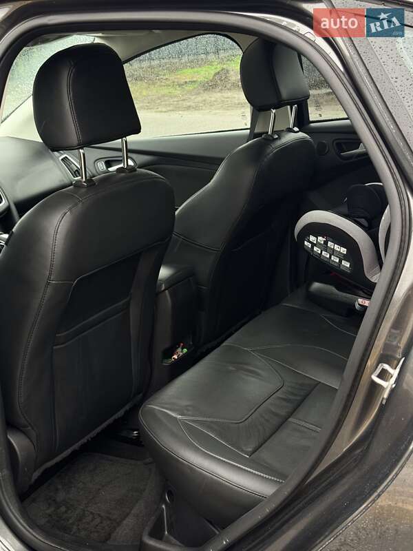 Седан Ford Focus 2015 в Сумах фото 13 Седан Ford Focus 2015 в Сумах