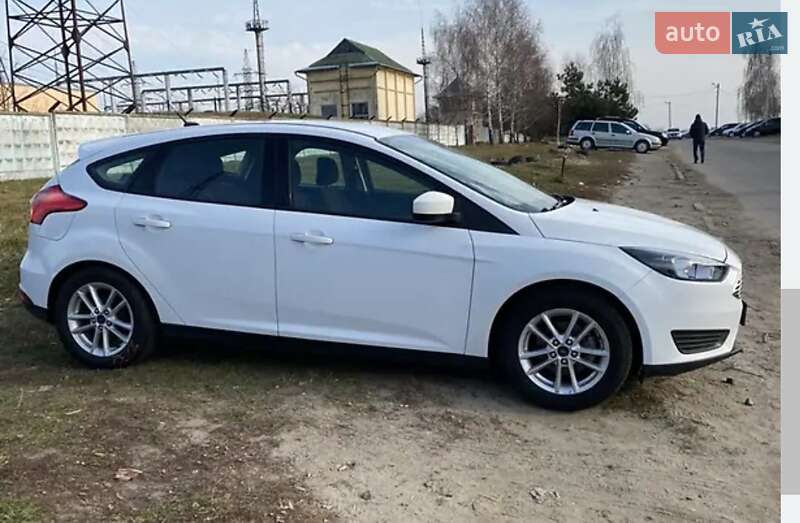 Хетчбек Ford Focus 2018 в 