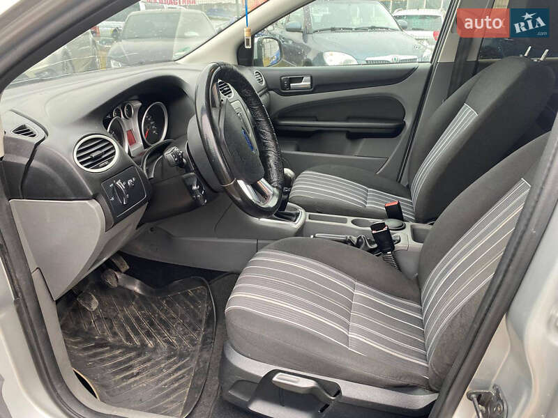 Універсал Ford Focus 2010 в Черкасах