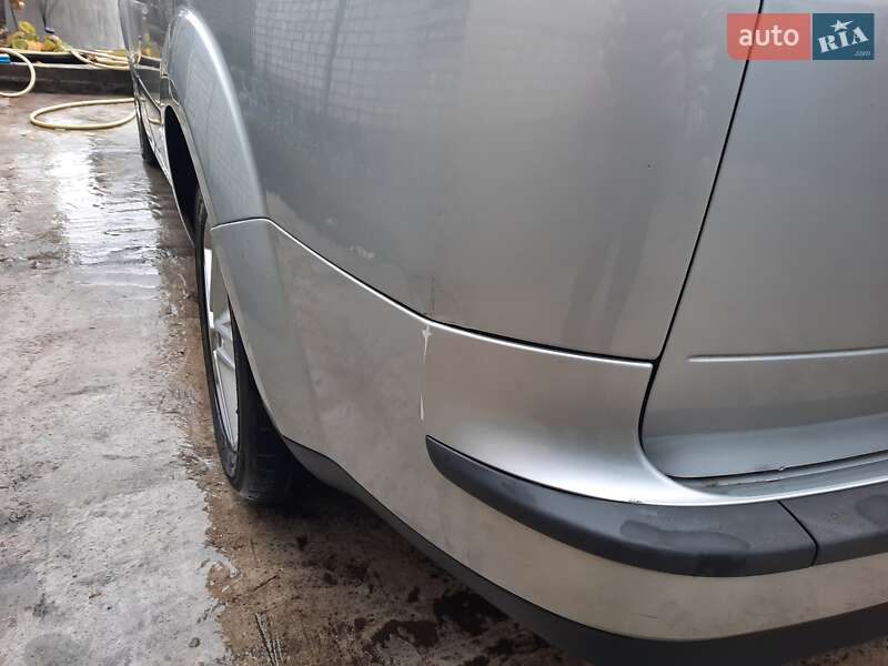 Універсал Ford Focus 2006 в Южноукраїнську