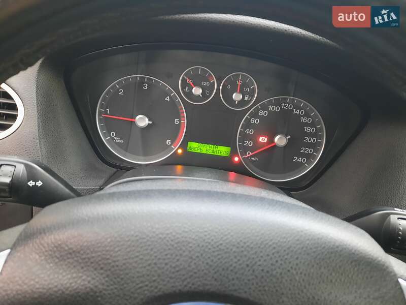 Універсал Ford Focus 2006 в Южноукраїнську