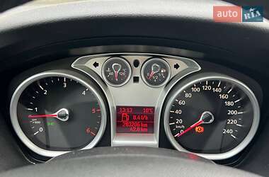 Хетчбек Ford Focus 2010 в 