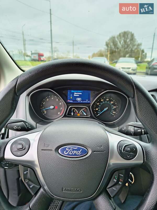 Седан Ford Focus 2013 в Києві