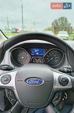 Седан Ford Focus 2013 в 