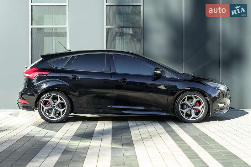 Хетчбек Ford Focus 2015 в Львові фото 9 Хетчбек Ford Focus 2015 в Львові