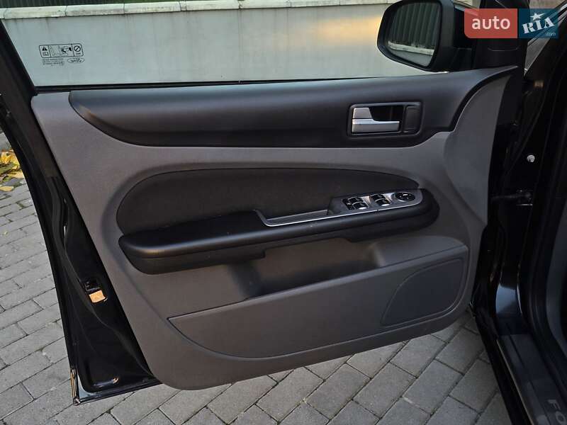 Універсал Ford Focus 2010 в Тернополі