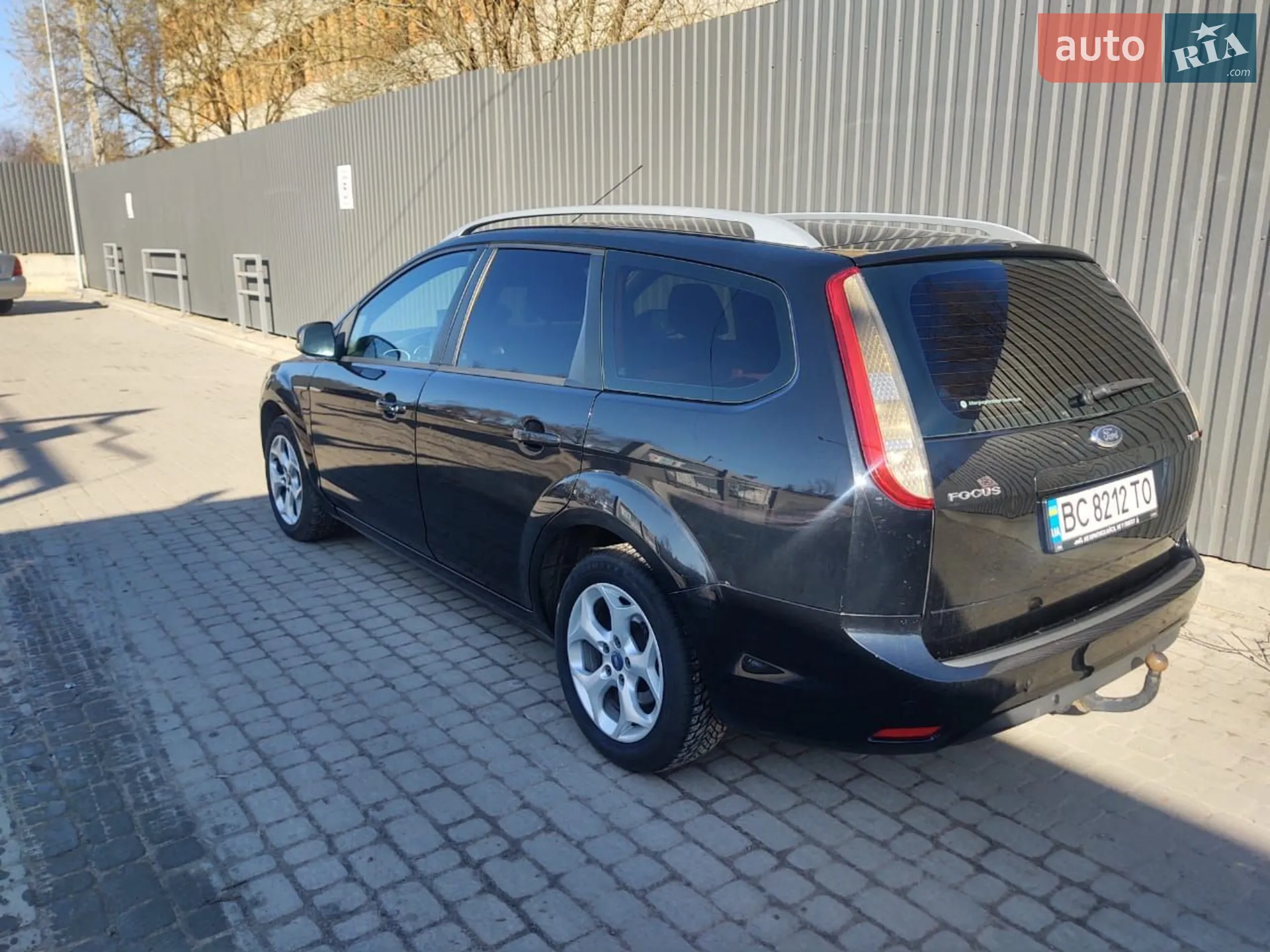 2010 Ford Focus - мініатюра 7