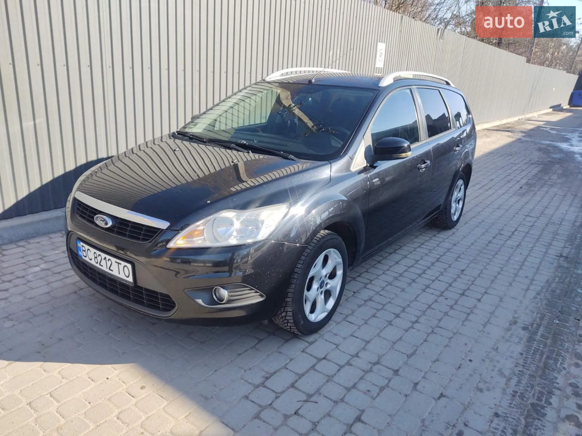 2010 Ford Focus - мініатюра 12