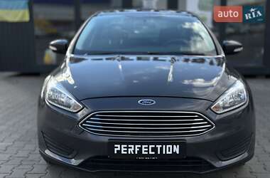Седан Ford Focus 2016 в  фото 4 Седан Ford Focus 2016 в