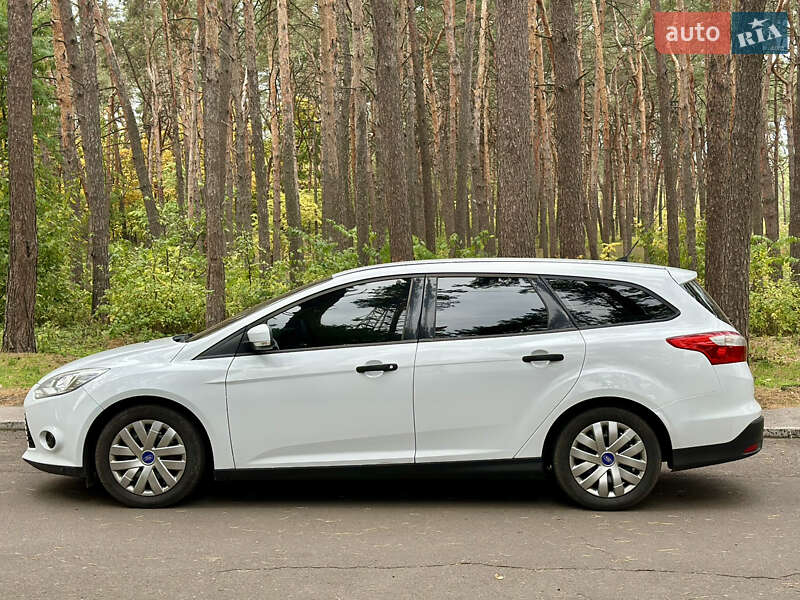 Універсал Ford Focus 2013 в Черкасах