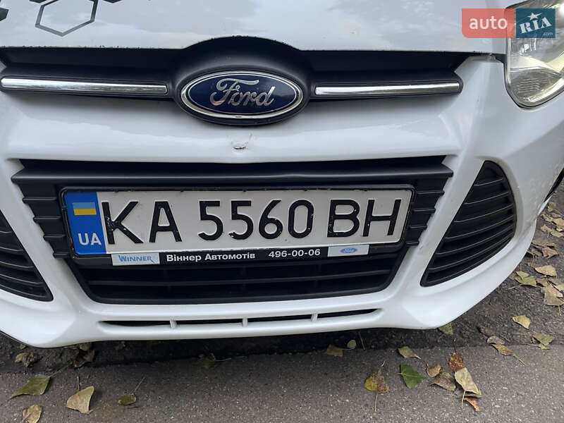 Хэтчбек Ford Focus 2014 в Киеве