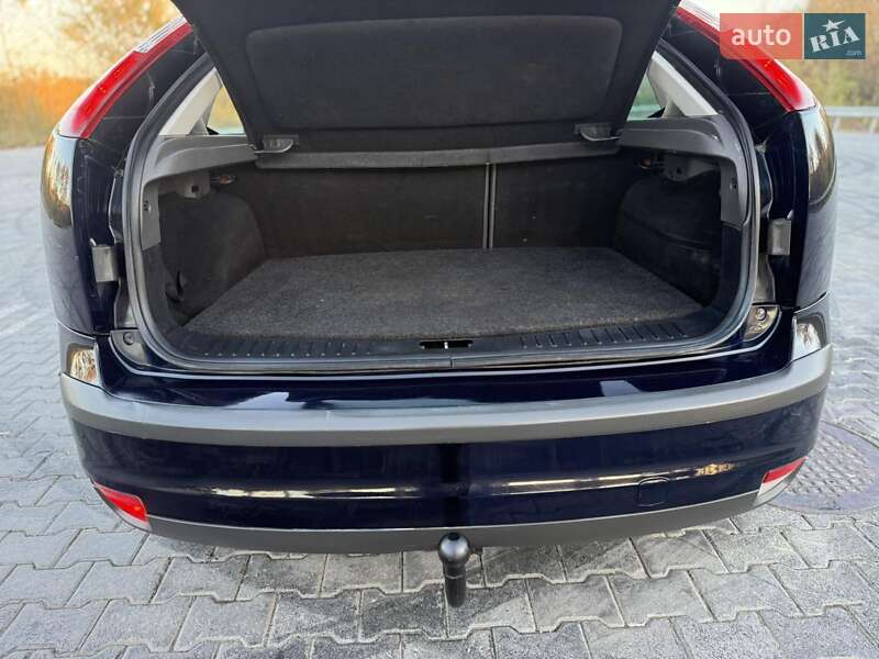 Хетчбек Ford Focus 2007 в Чернівцях фото 10 Хетчбек Ford Focus 2007 в Чернівцях