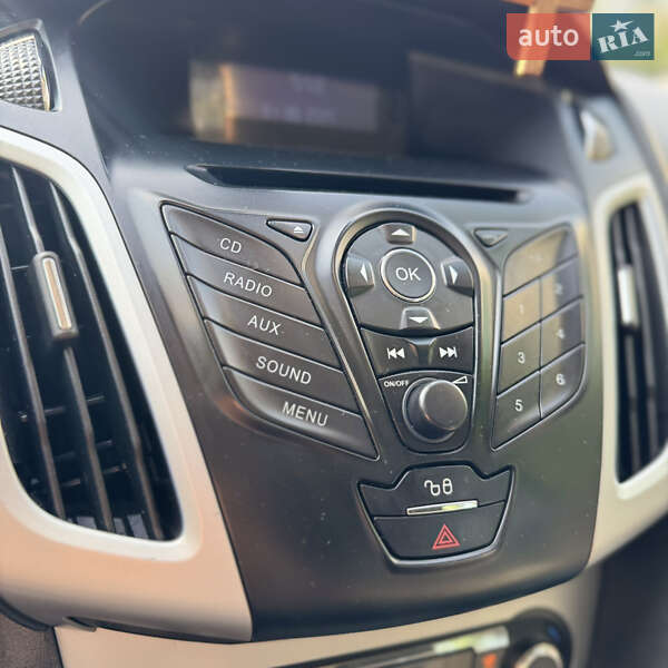 Хэтчбек Ford Focus 2011 в Львове