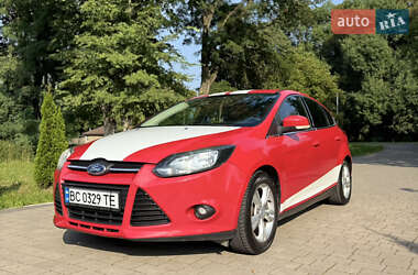 Хетчбек Ford Focus 2011 в 
