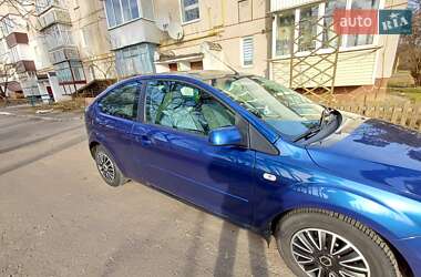 Хэтчбек Ford Focus 2007 в 