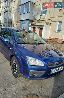 Хэтчбек Ford Focus 2007 в 