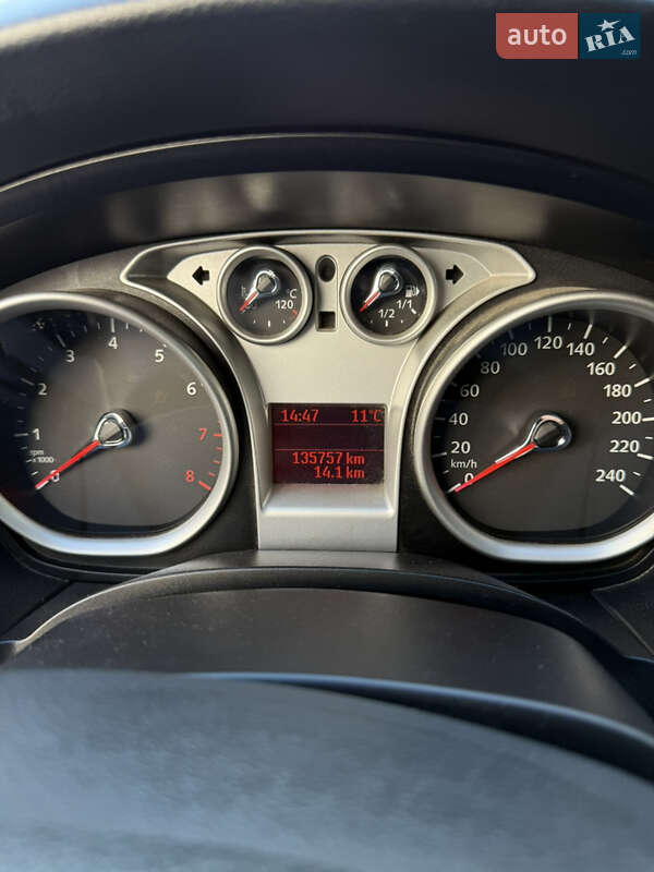 Седан Ford Focus 2010 в Хмельницькому фото 16 Седан Ford Focus 2010 в Хмельницькому