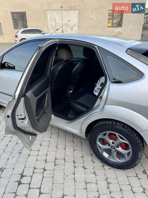 Хэтчбек Ford Focus 2007 в Борщеве фото 14 Хэтчбек Ford Focus 2007 в Борщеве