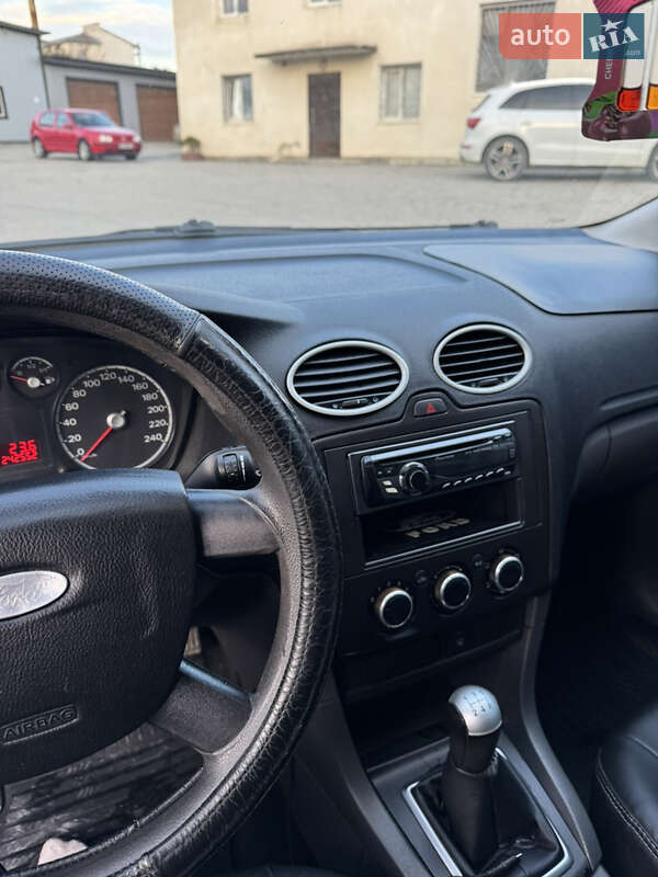 Хэтчбек Ford Focus 2007 в Борщеве фото 23 Хэтчбек Ford Focus 2007 в Борщеве