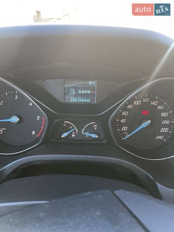 Универсал Ford Focus 2011 в Львове фото 6 Универсал Ford Focus 2011 в Львове