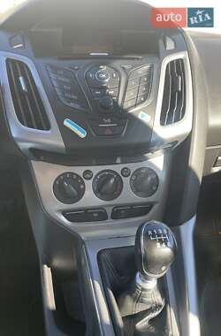 Универсал Ford Focus 2011 в 