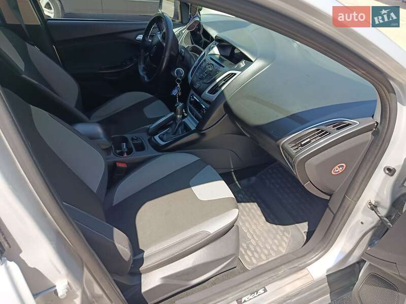 Хетчбек Ford Focus 2013 в Запоріжжі фото 10 Хетчбек Ford Focus 2013 в Запоріжжі