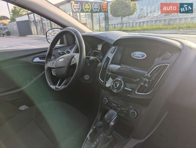Седан Ford Focus 2018 в Львове