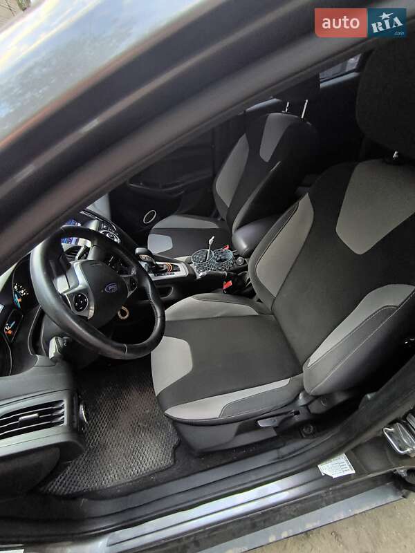 Седан Ford Focus 2014 в Николаеве фото 6 Седан Ford Focus 2014 в Николаеве