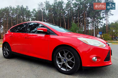 Хетчбек Ford Focus 2014 в  фото 9 Хетчбек Ford Focus 2014 в