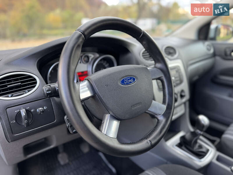 Універсал Ford Focus 2010 в Долині фото 20 Універсал Ford Focus 2010 в Долині