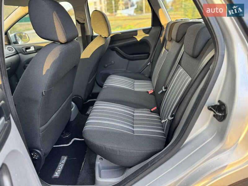 Універсал Ford Focus 2010 в Долині фото 17 Універсал Ford Focus 2010 в Долині
