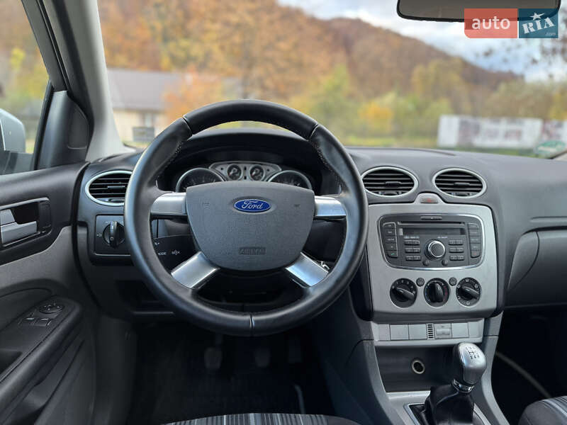 Універсал Ford Focus 2010 в Долині фото 27 Універсал Ford Focus 2010 в Долині