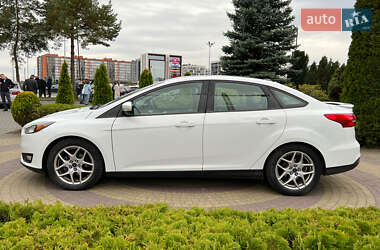 Седан Ford Focus 2015 в 