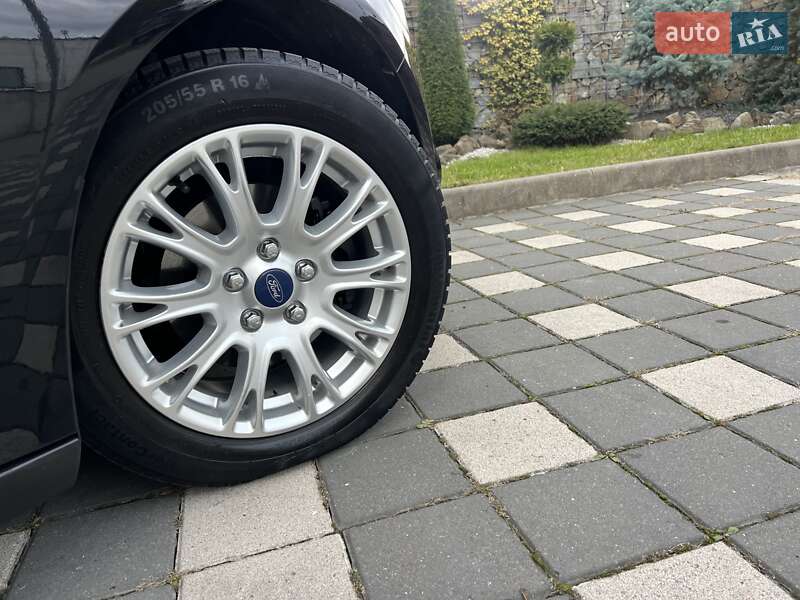 Универсал Ford Focus 2013 в Стрые
