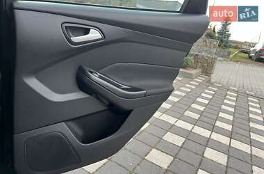 Універсал Ford Focus 2013 в  фото 94 Універсал Ford Focus 2013 в
