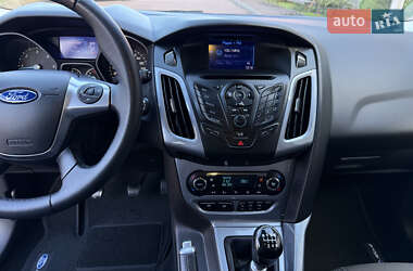 Универсал Ford Focus 2013 в 