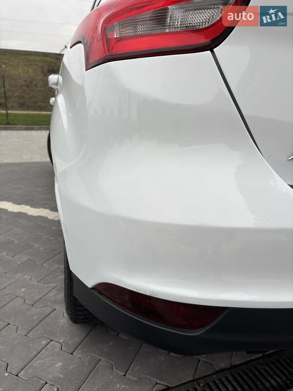 Хэтчбек Ford Focus 2016 в Ирпене фото 10 Хэтчбек Ford Focus 2016 в Ирпене