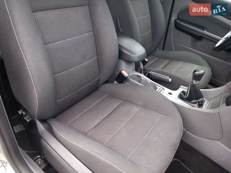 Универсал Ford Focus 2009 в Городке фото 20 Универсал Ford Focus 2009 в Городке